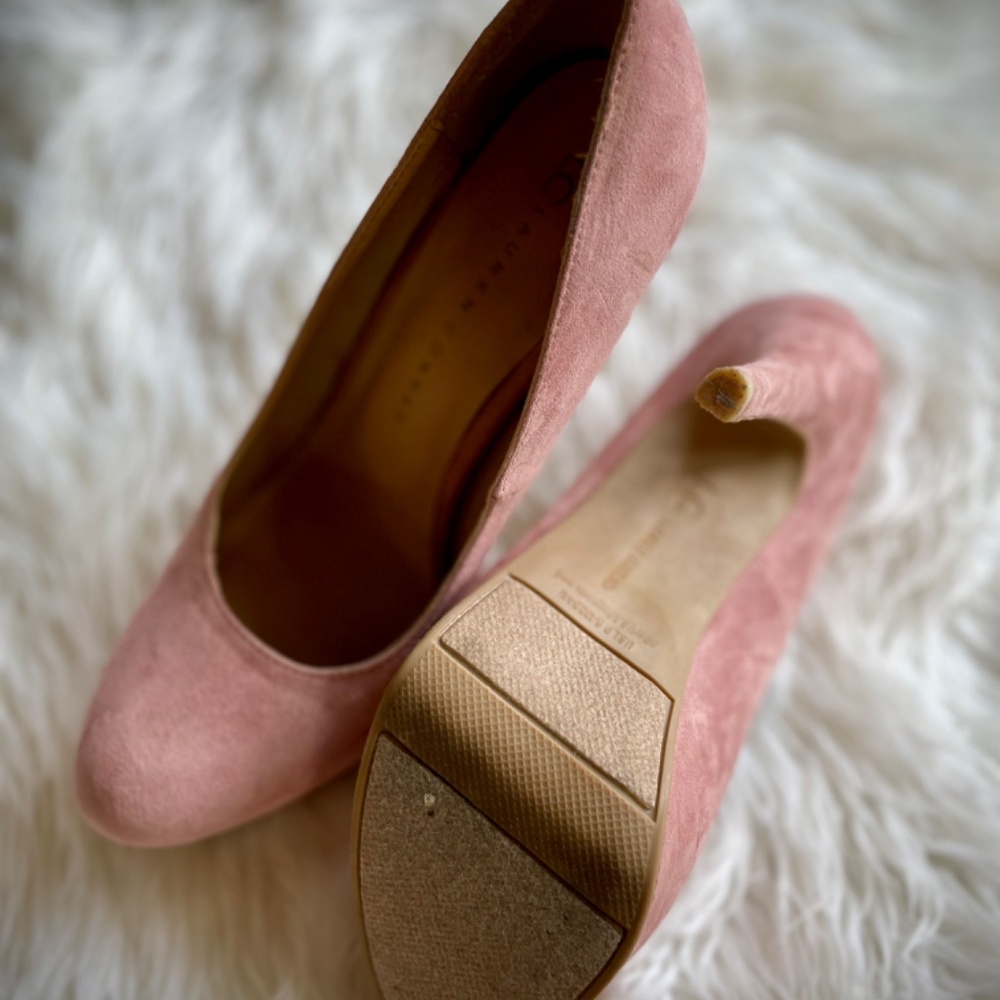 Ladies Pumps - Picture 3 of 3